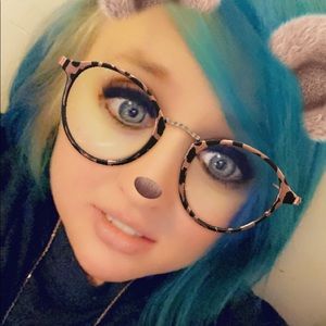 Meet your Posher, Julianne